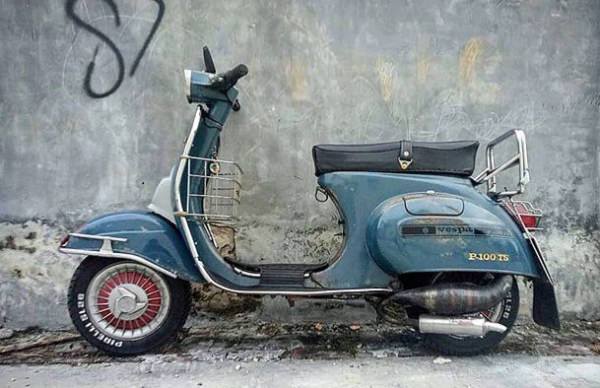 Vintage Vespa hire