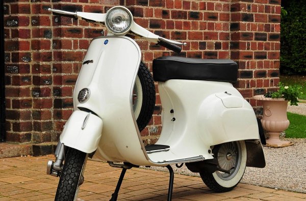 Vintage Vespa hire